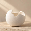 Strukturierte Statement-Vase